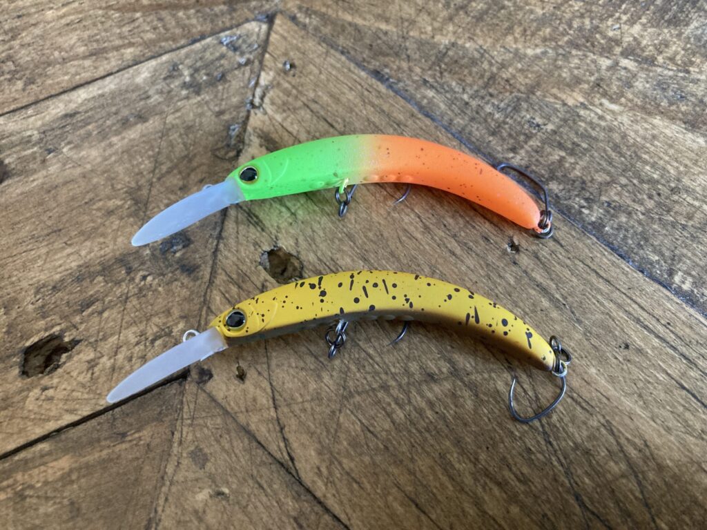 スレたトラウトに効くペピーノのスリムシルエットと存在感を示す実釣写真