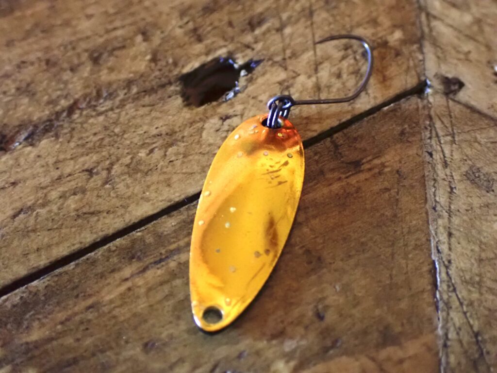 リクーゼ 1.7gヤジーセカンドゴールドの実物接写