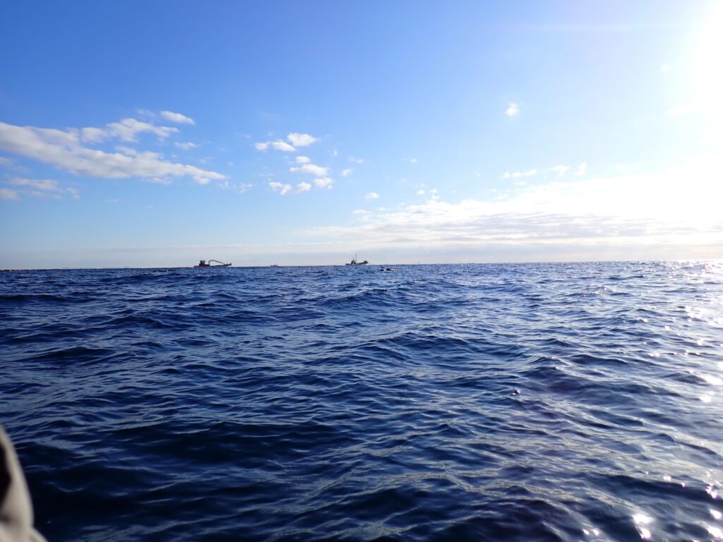 複雑な海面の例