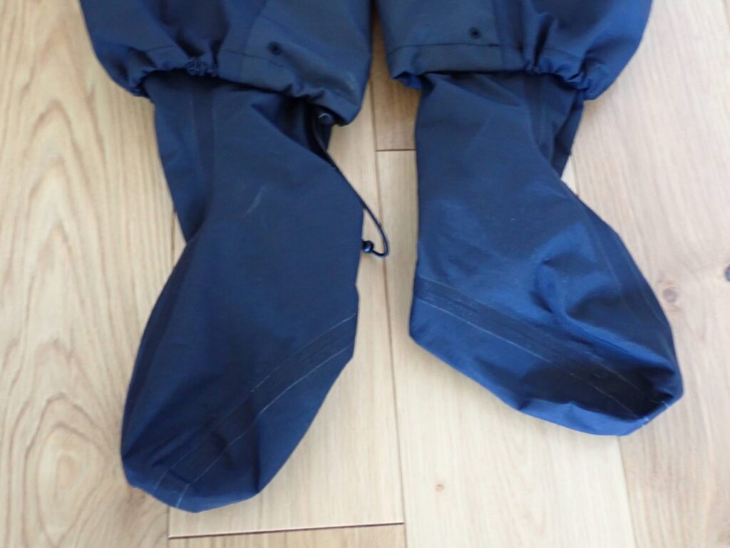 カヤックモデルの足元をアップした様子