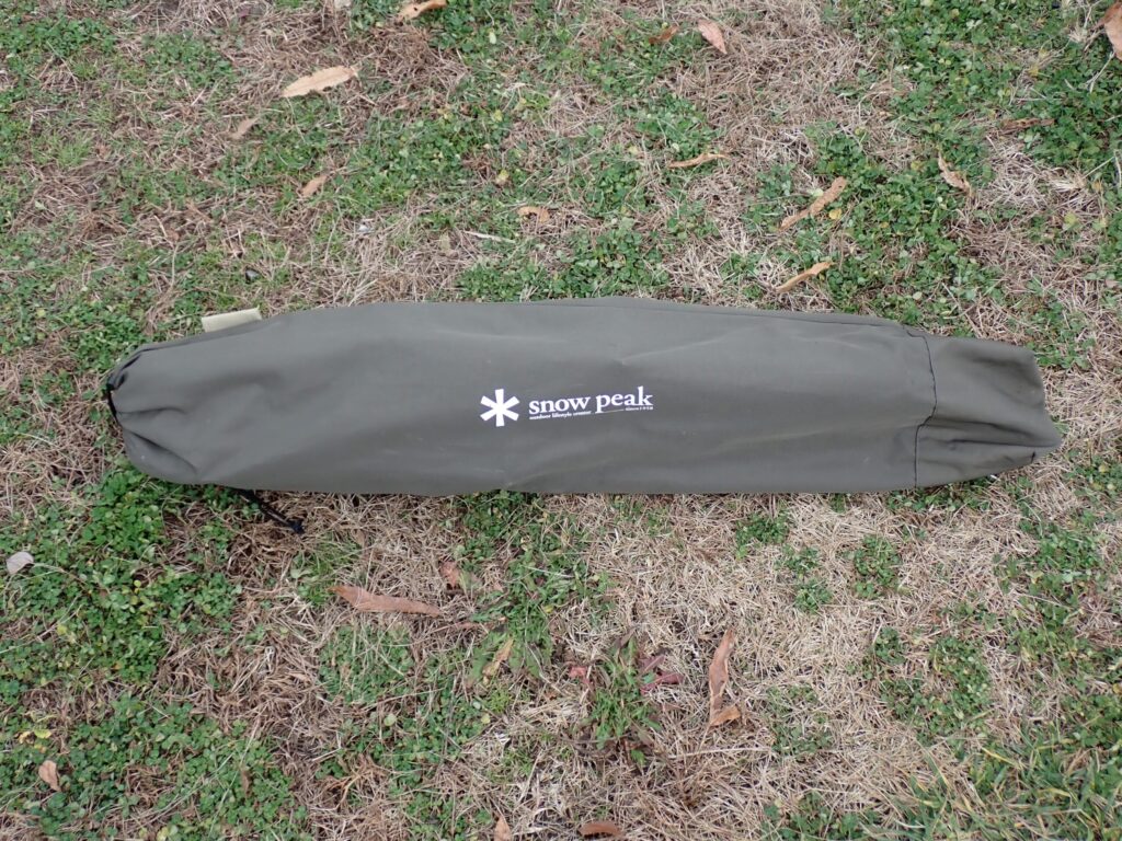 ローチェア30が袋に入っている状態