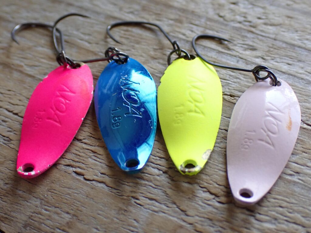 ノア1.8gを４色並べている写真