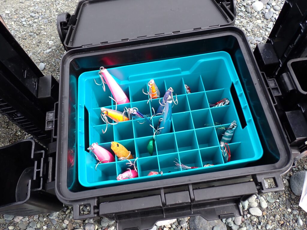 ルアー釣りで使っているタックルボックスの様子