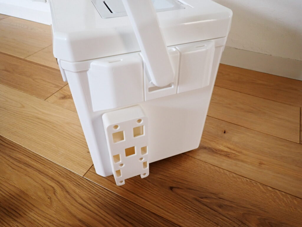 ワンタッチでロングキーパーを外した様子